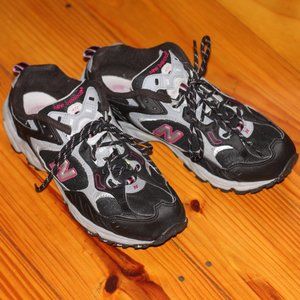 Men's New Balance Shoes, size 9.5